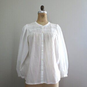 Gap Puff-Sleeve Lace Top